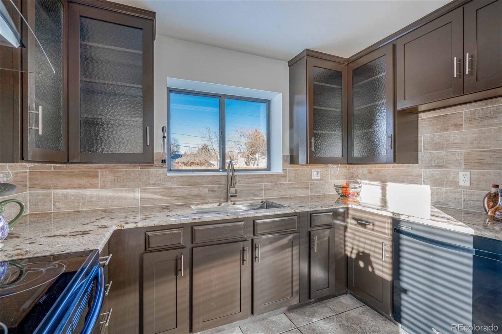 MLS Image #5 for 6480 w chatfield avenue,littleton, Colorado