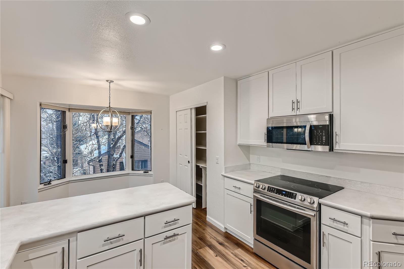 MLS Image #8 for 8040 e dartmouth avenue,denver, Colorado