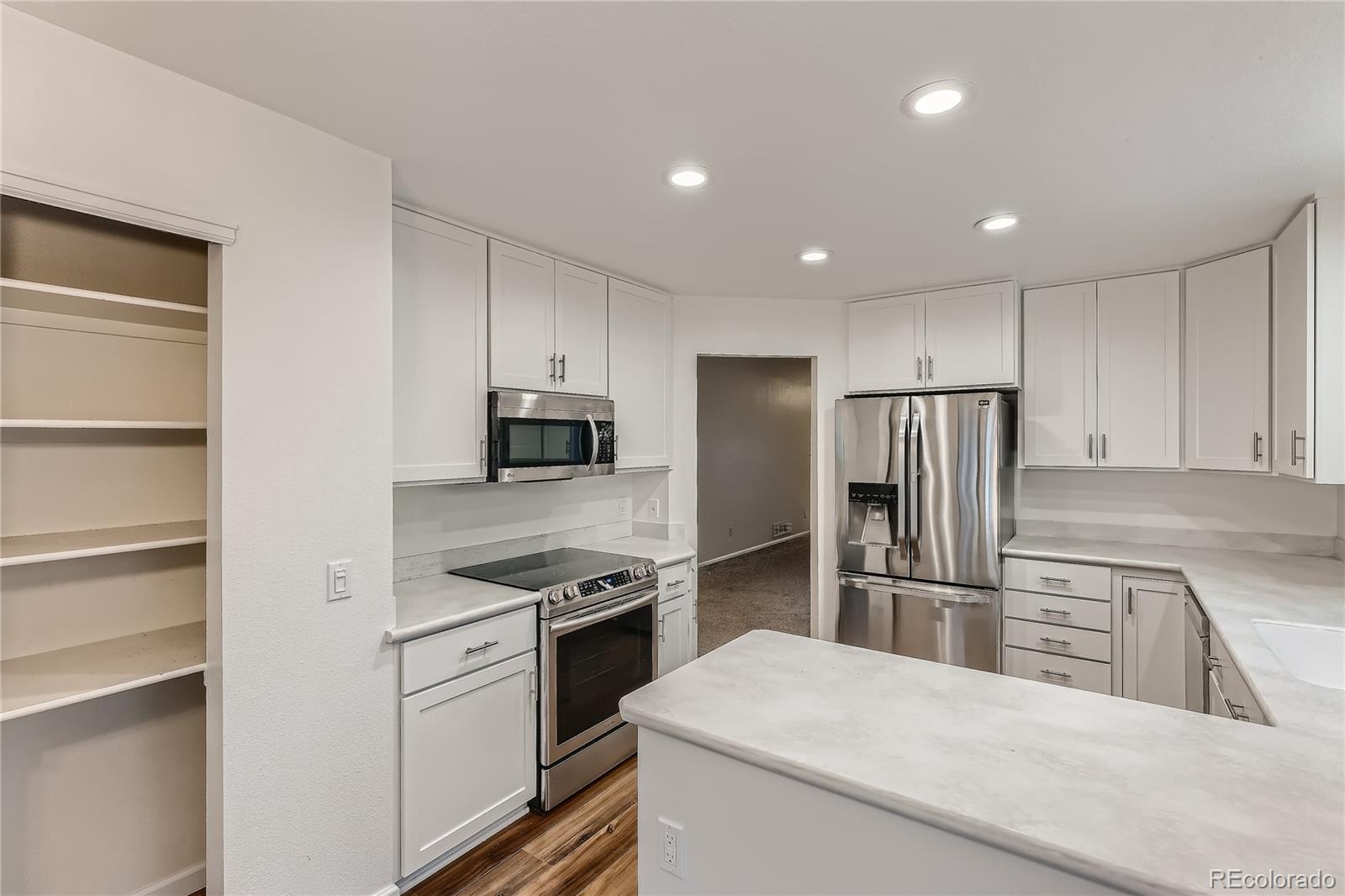 MLS Image #9 for 8040 e dartmouth avenue,denver, Colorado