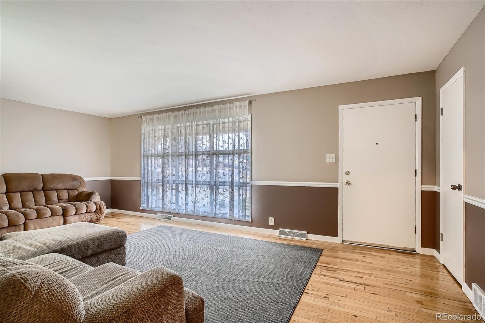 MLS Image #3 for 4748 s irving street,englewood, Colorado