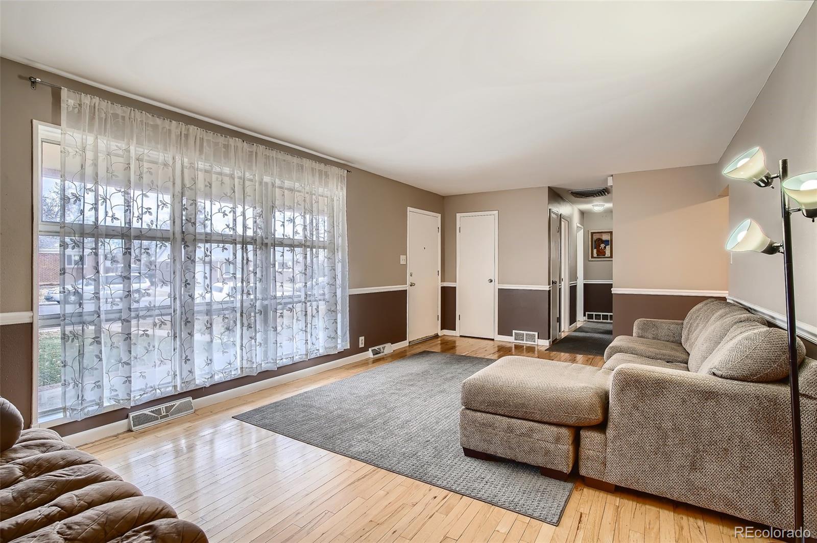 MLS Image #5 for 4748 s irving street,englewood, Colorado