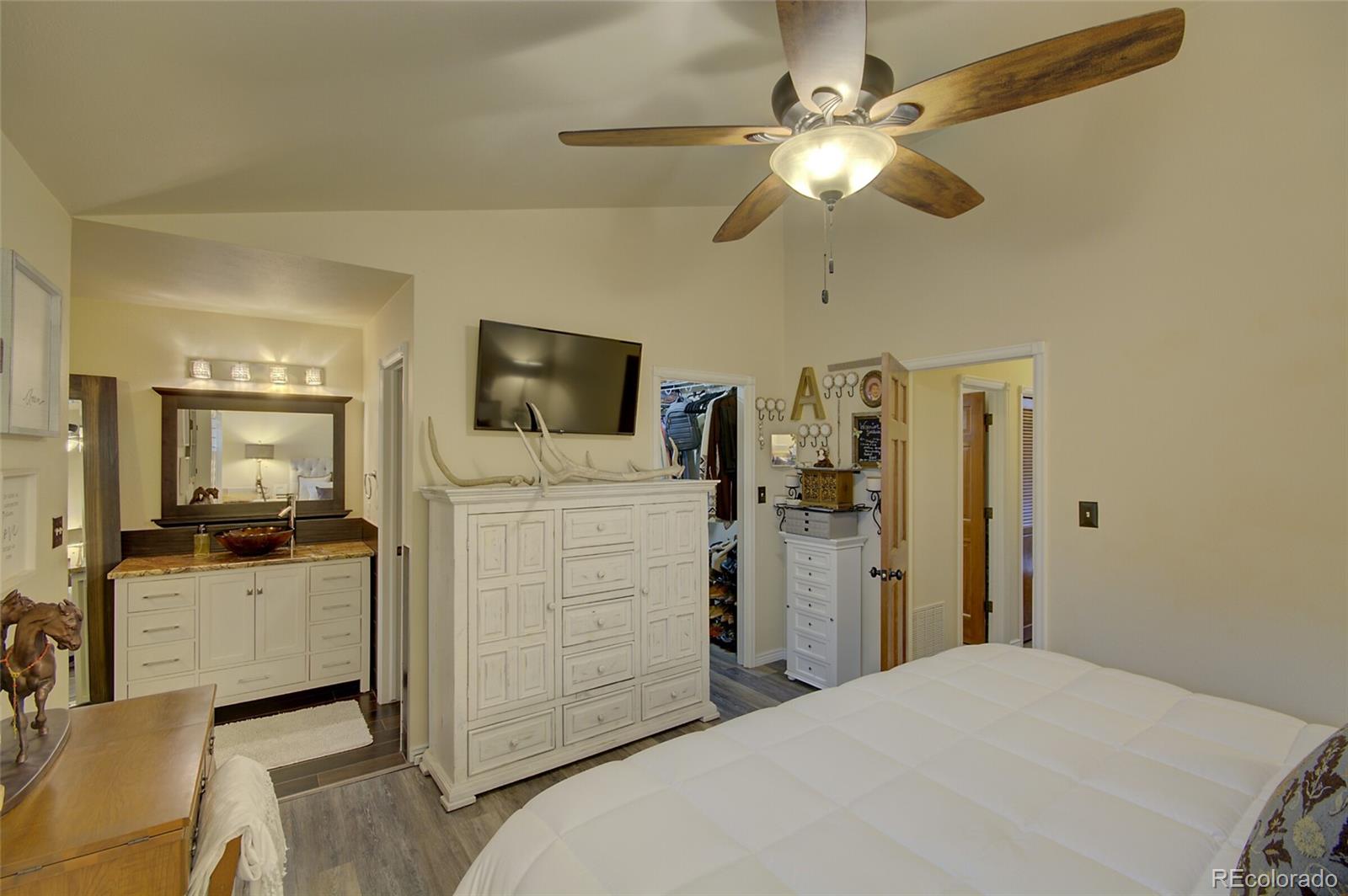 MLS Image #26 for 11720 w 66th place b,arvada, Colorado
