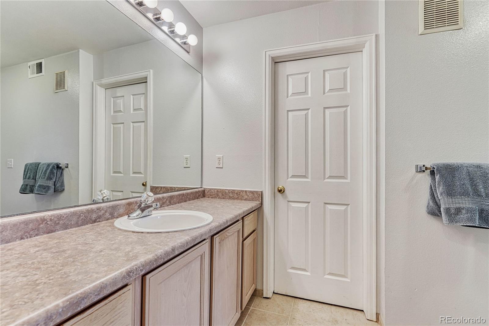 MLS Image #20 for 6310  oak street,arvada, Colorado