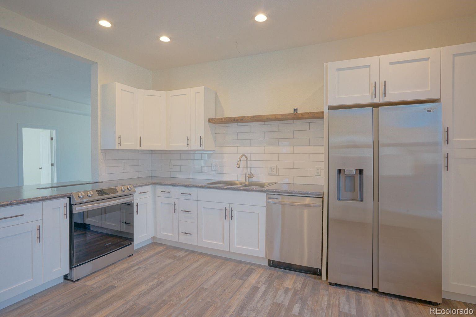 MLS Image #11 for 615 w baca street,trinidad, Colorado