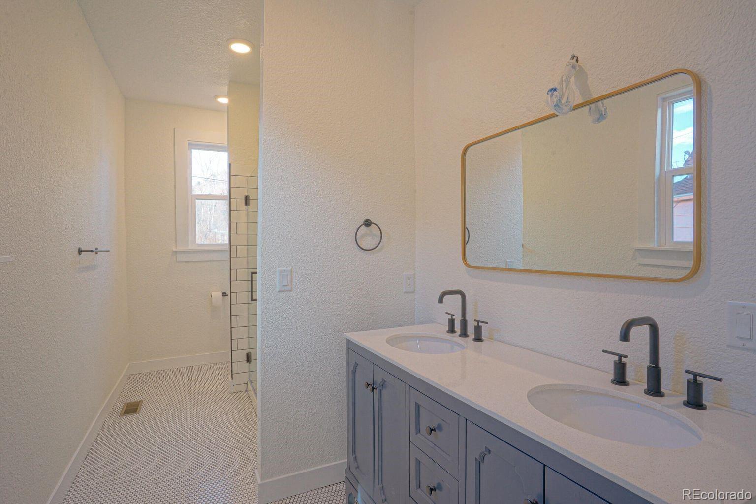 MLS Image #13 for 615 w baca street,trinidad, Colorado