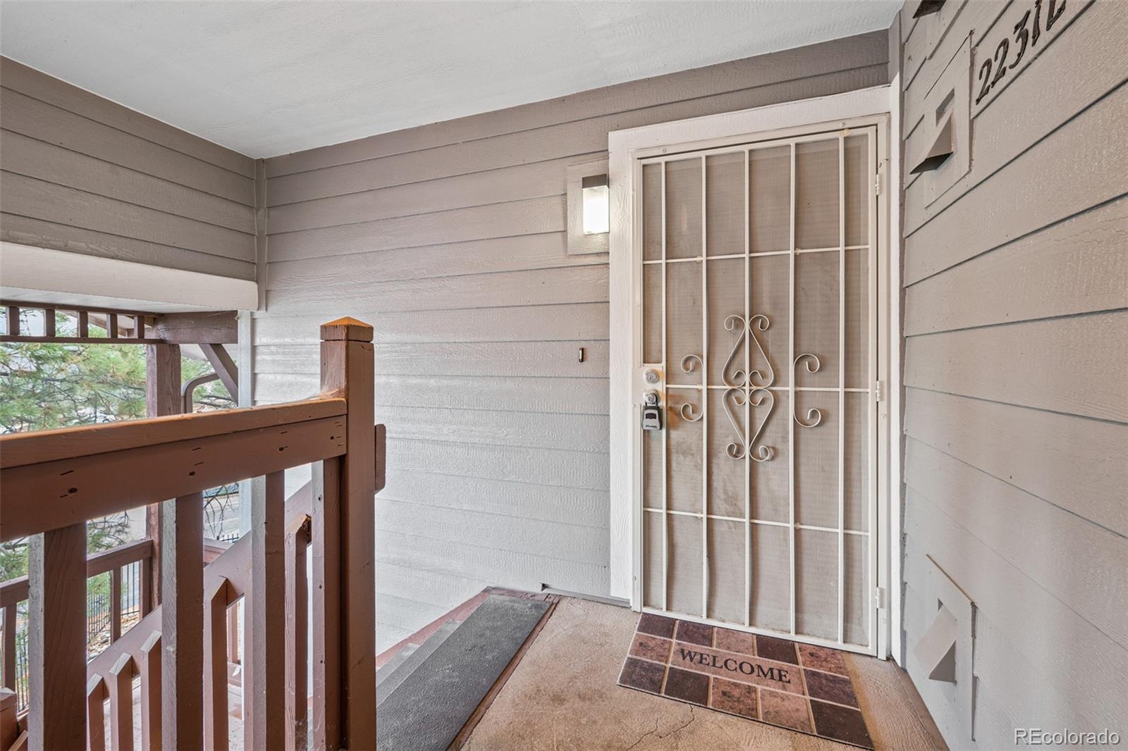 MLS Image #2 for 17672 e loyola drive,aurora, Colorado