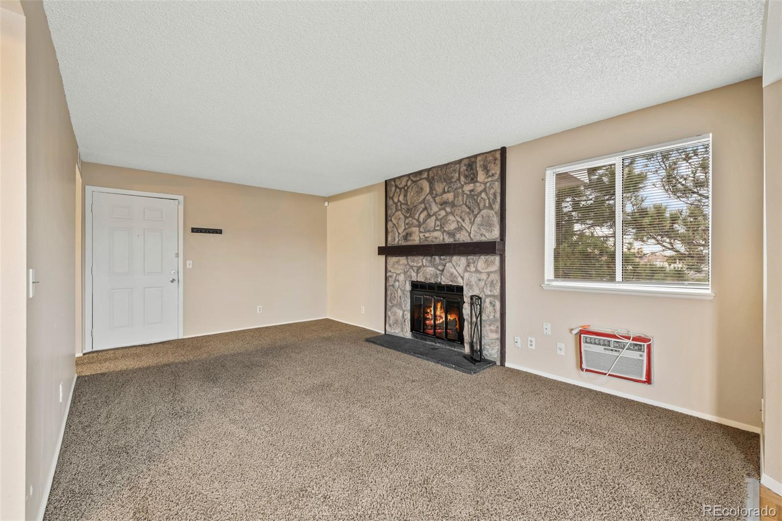 MLS Image #4 for 17672 e loyola drive,aurora, Colorado