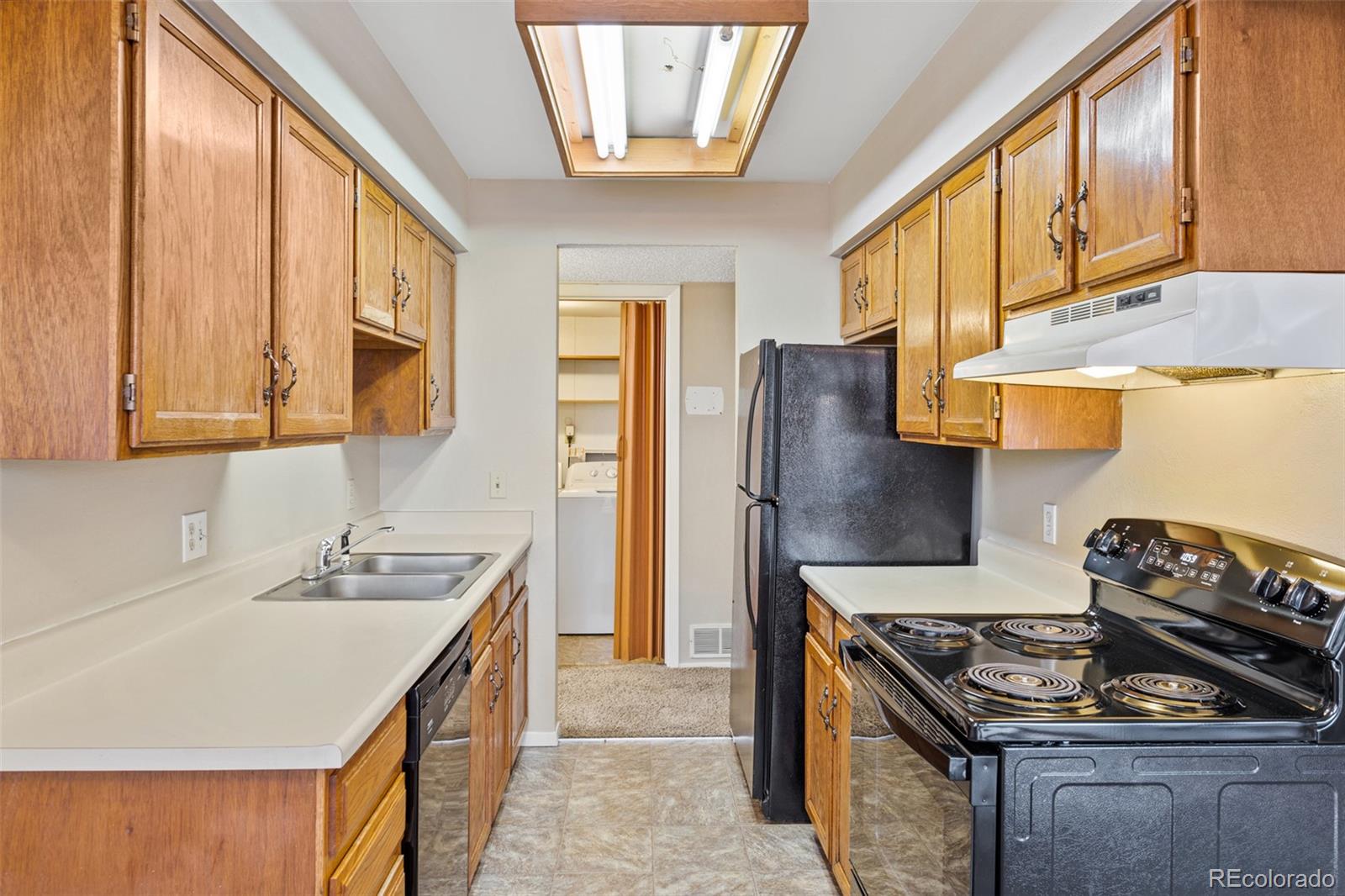 MLS Image #9 for 17672 e loyola drive,aurora, Colorado