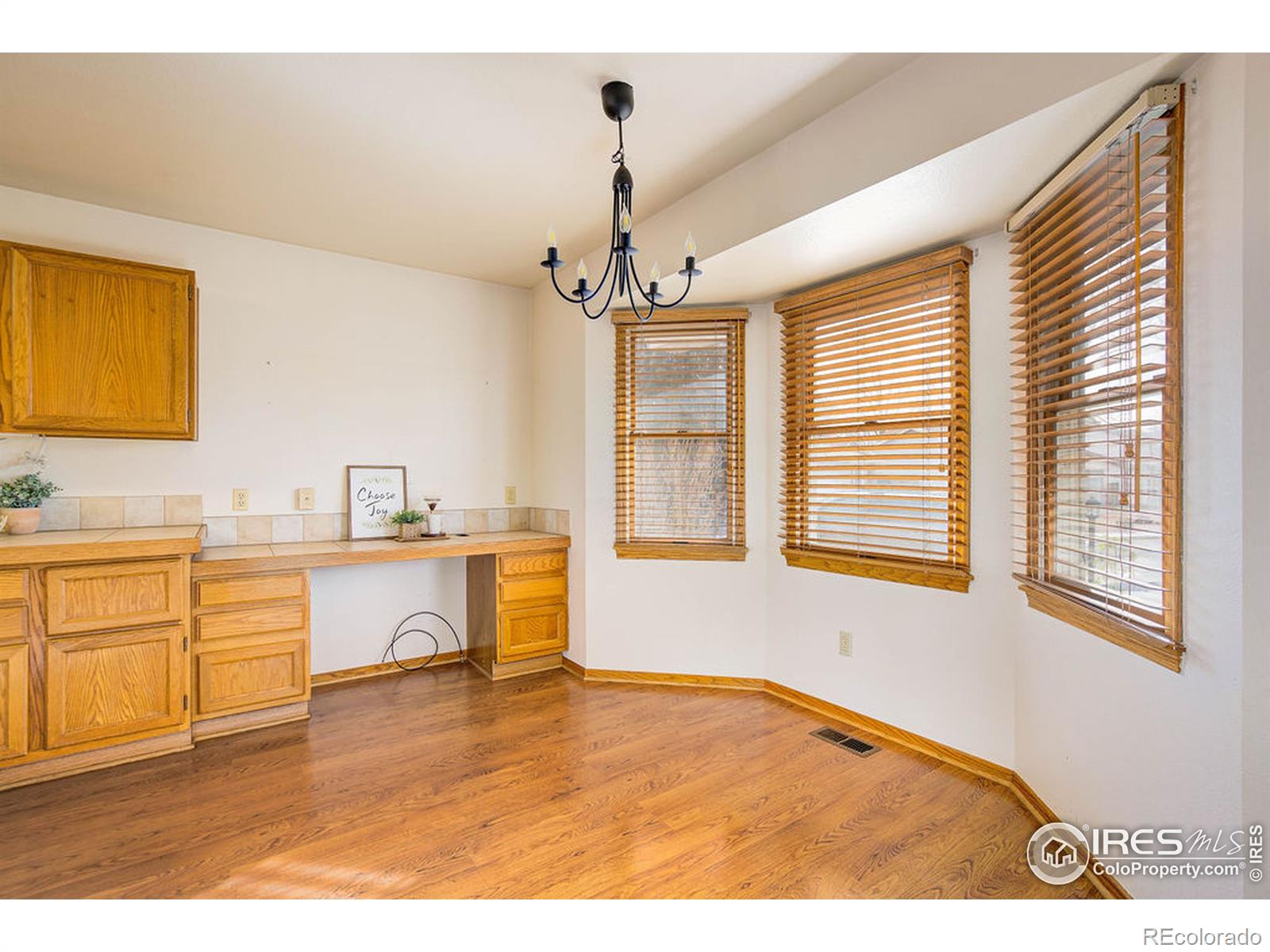 MLS Image #6 for 951  claremont place,loveland, Colorado