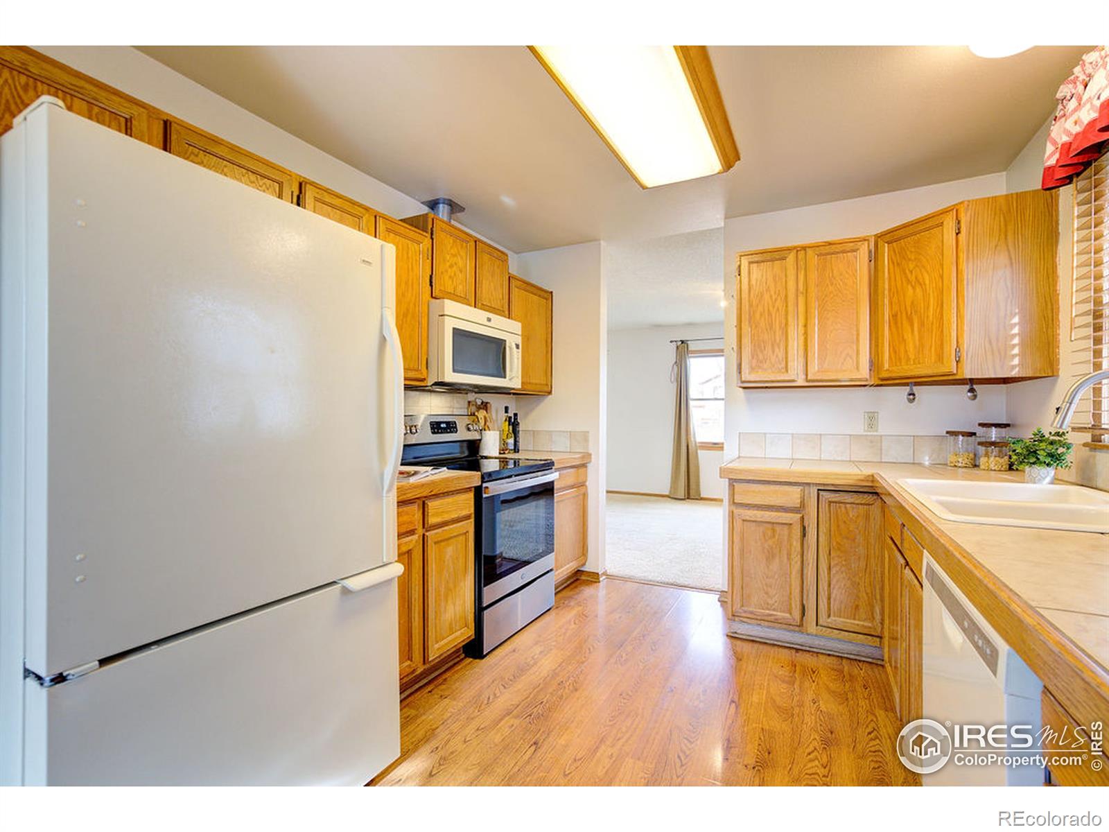 MLS Image #9 for 951  claremont place,loveland, Colorado