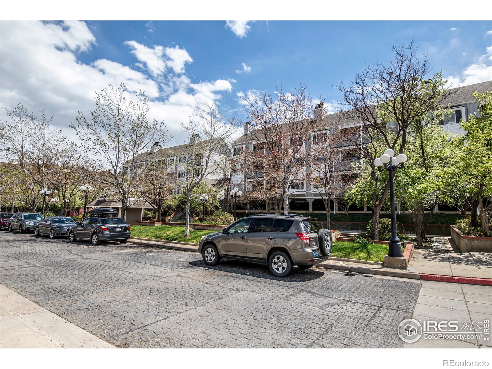 MLS Image #20 for 2201  pearl street,boulder, Colorado