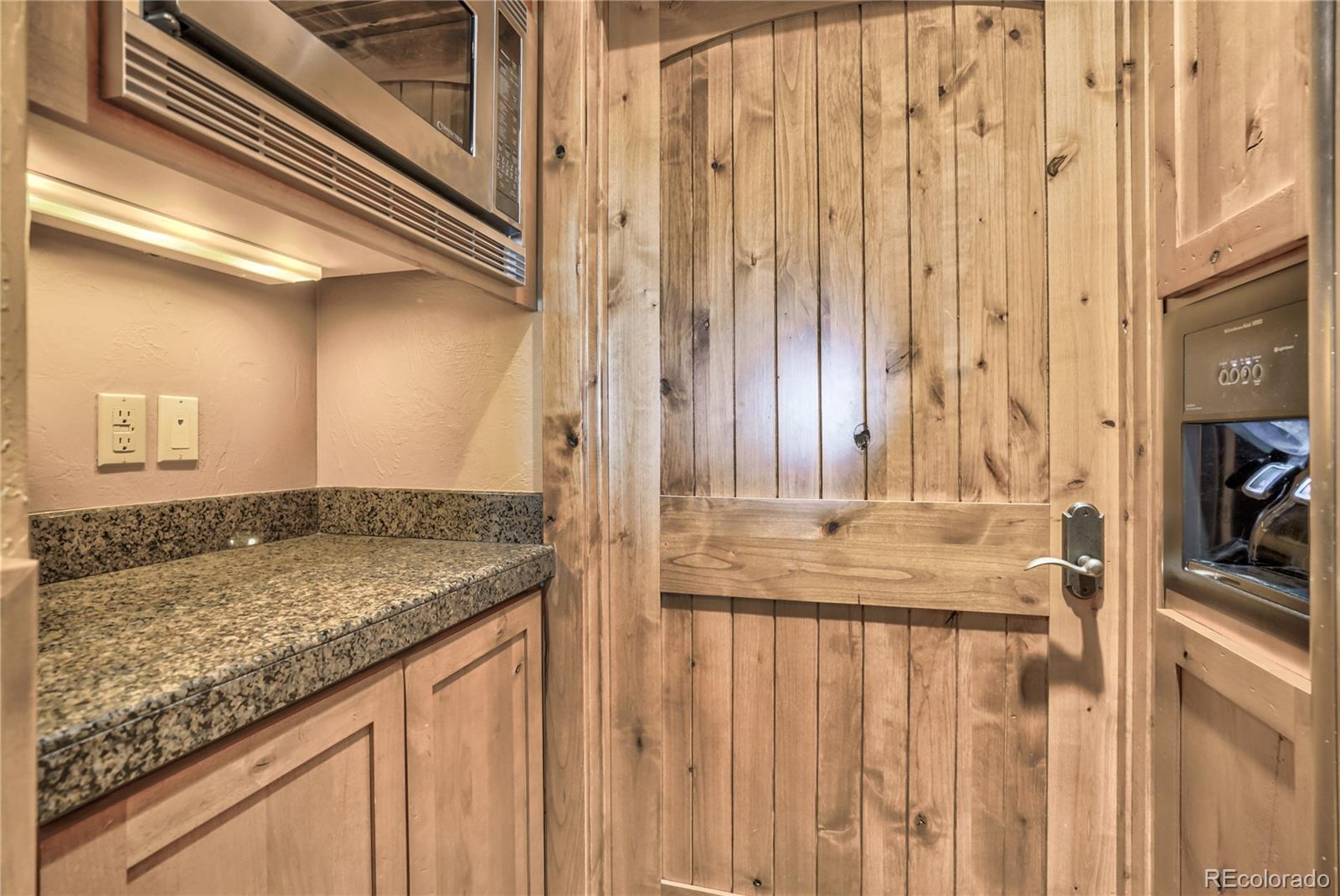 MLS Image #11 for 24187  genesee trail road,golden, Colorado