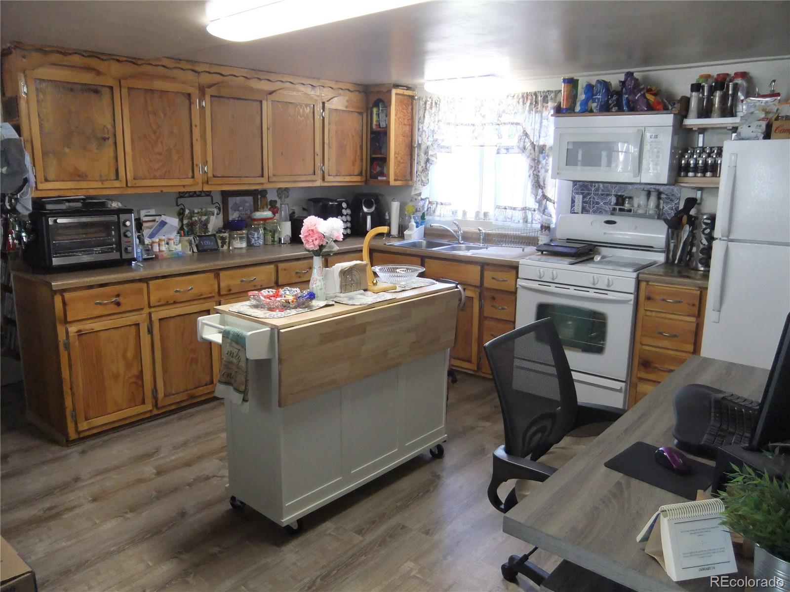 MLS Image #3 for 8211 w 51st avenue,arvada, Colorado