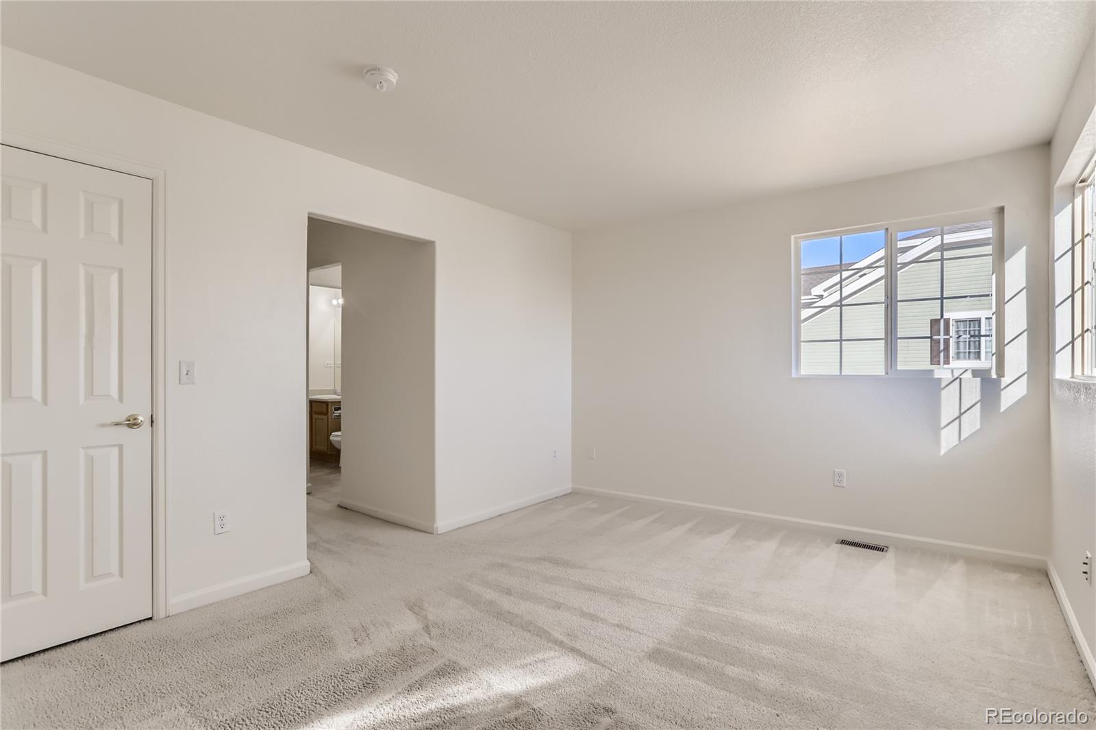 MLS Image #12 for 2626 s danube way,aurora, Colorado