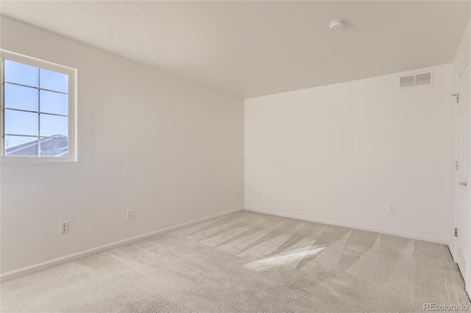 MLS Image #14 for 2626 s danube way,aurora, Colorado