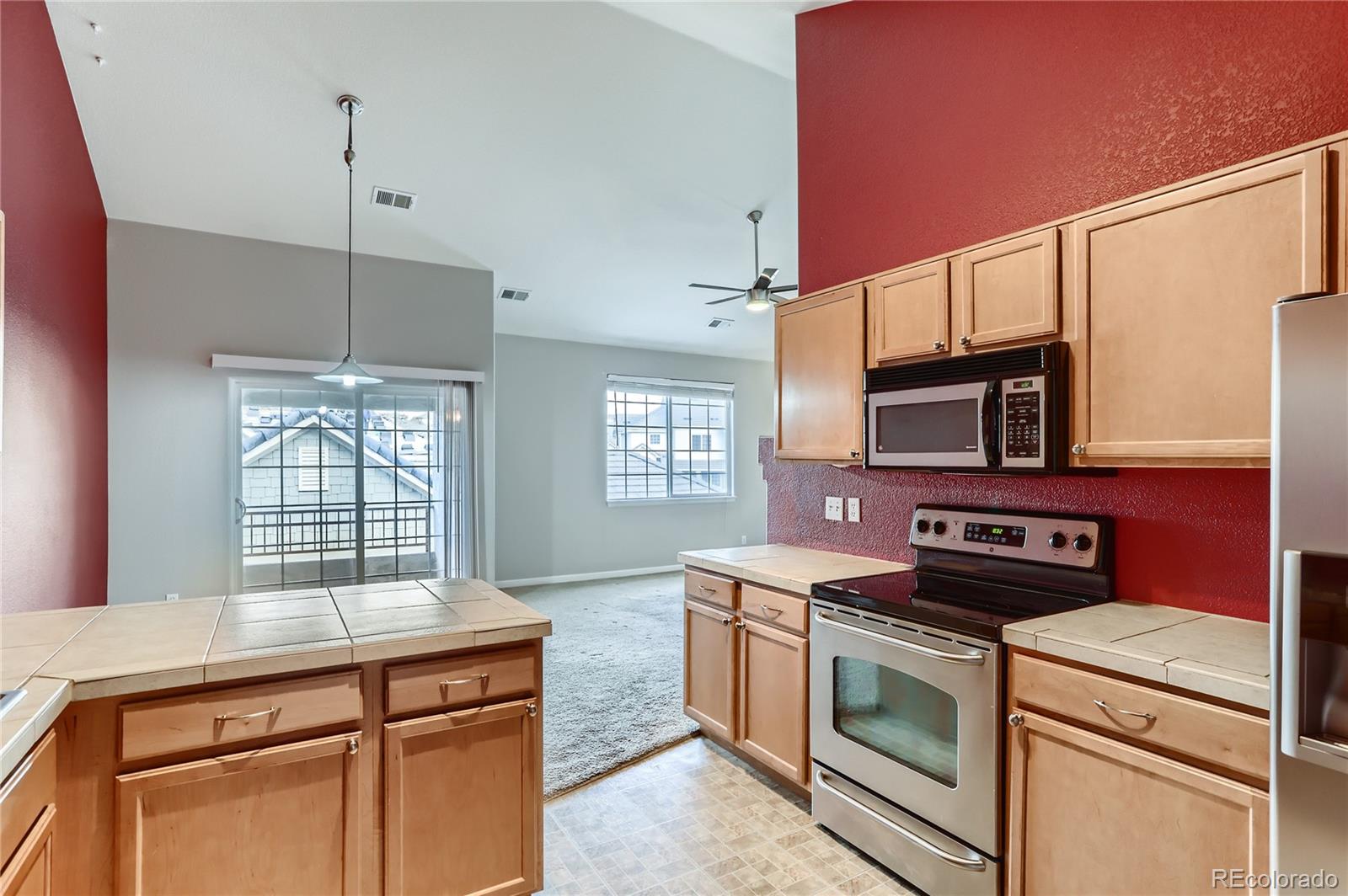 MLS Image #13 for 22580 e ontario drive,aurora, Colorado