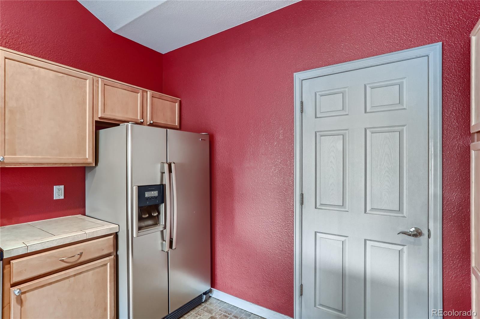 MLS Image #14 for 22580 e ontario drive,aurora, Colorado
