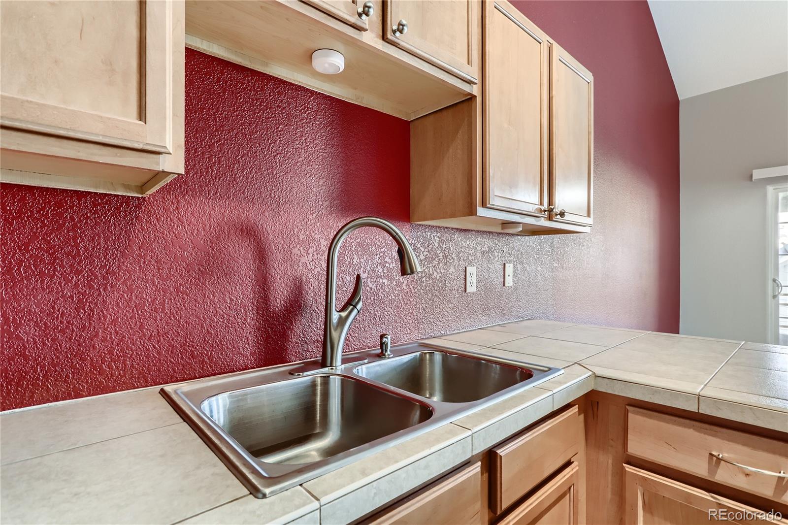 MLS Image #15 for 22580 e ontario drive,aurora, Colorado