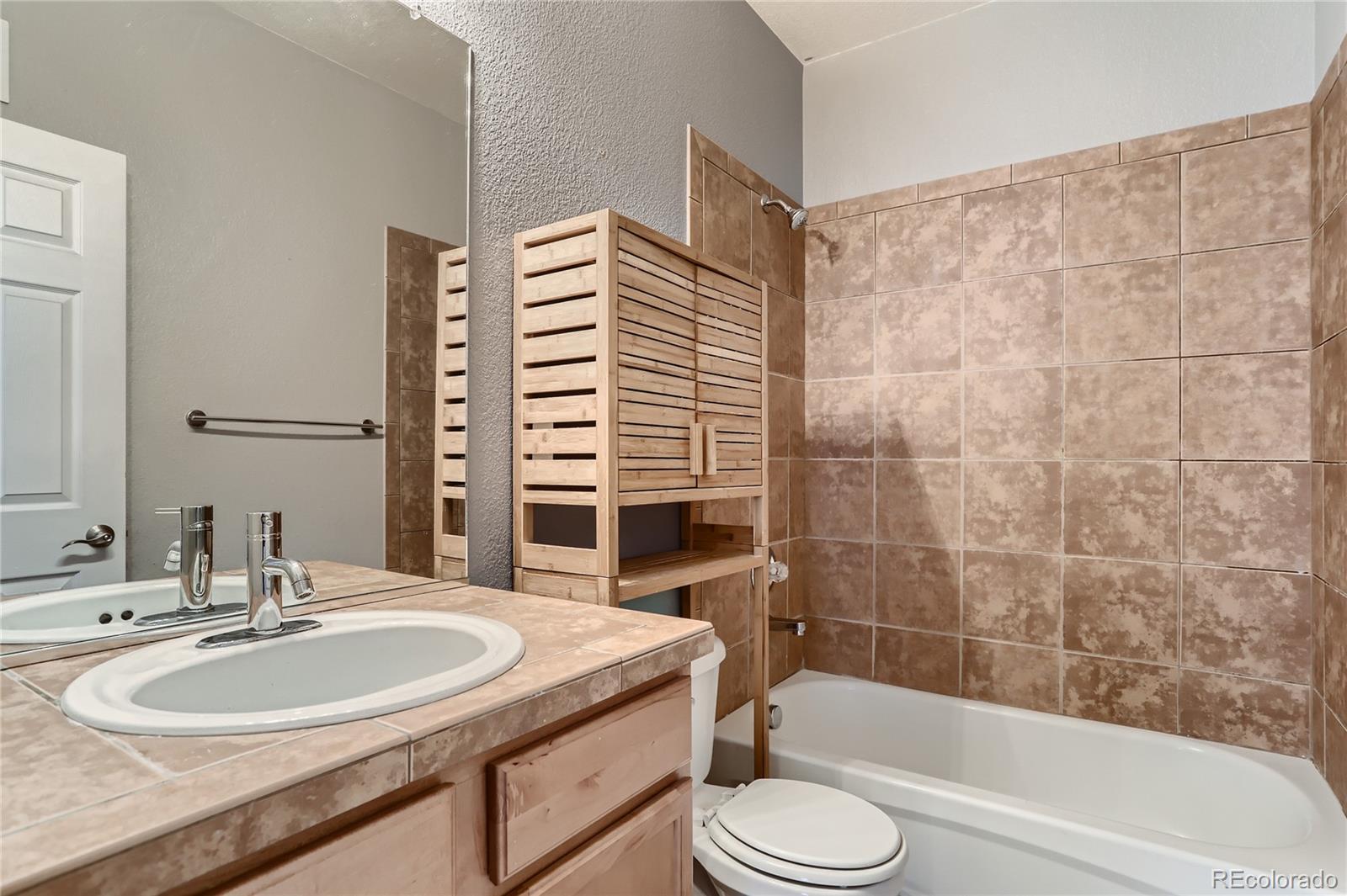 MLS Image #26 for 22580 e ontario drive,aurora, Colorado