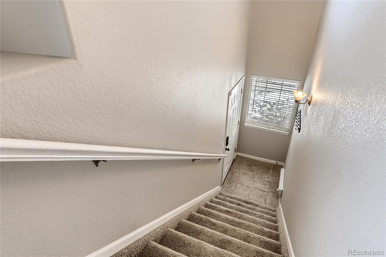 MLS Image #3 for 22580 e ontario drive,aurora, Colorado