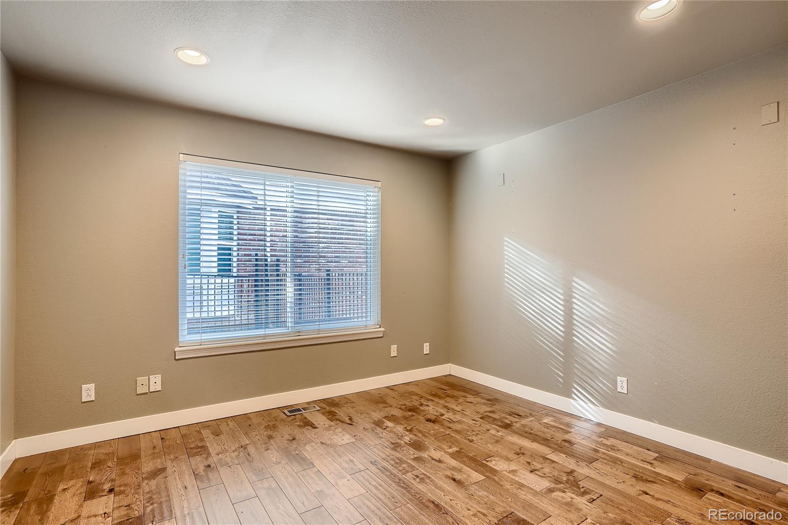 MLS Image #11 for 6472 s jamaica circle,englewood, Colorado