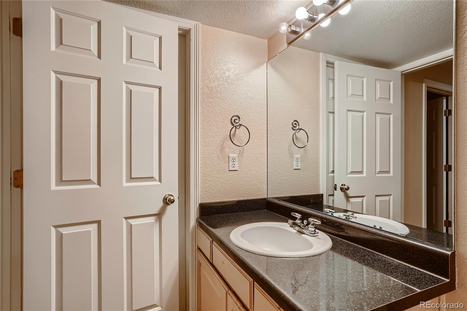MLS Image #23 for 6472 s jamaica circle,englewood, Colorado