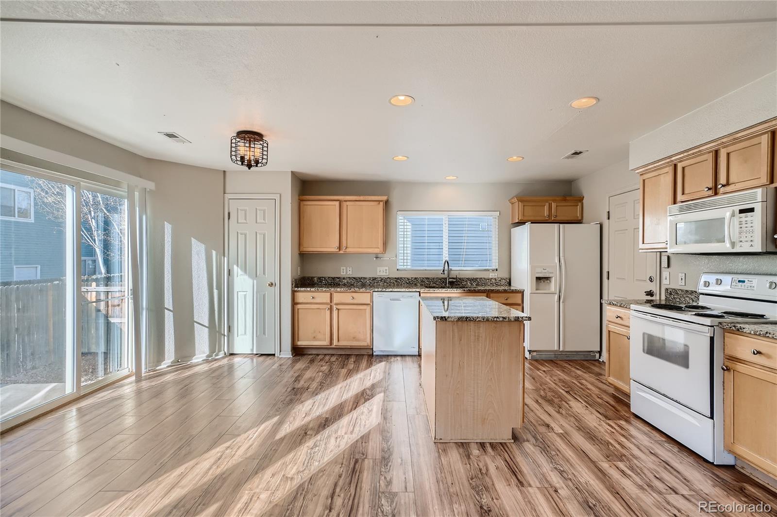 MLS Image #7 for 3709  dahlia street,denver, Colorado