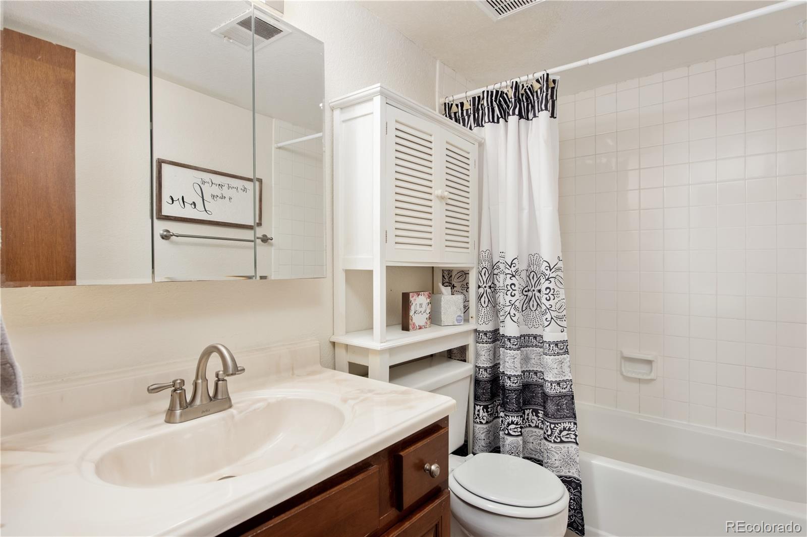 MLS Image #11 for 6385  oak street,arvada, Colorado