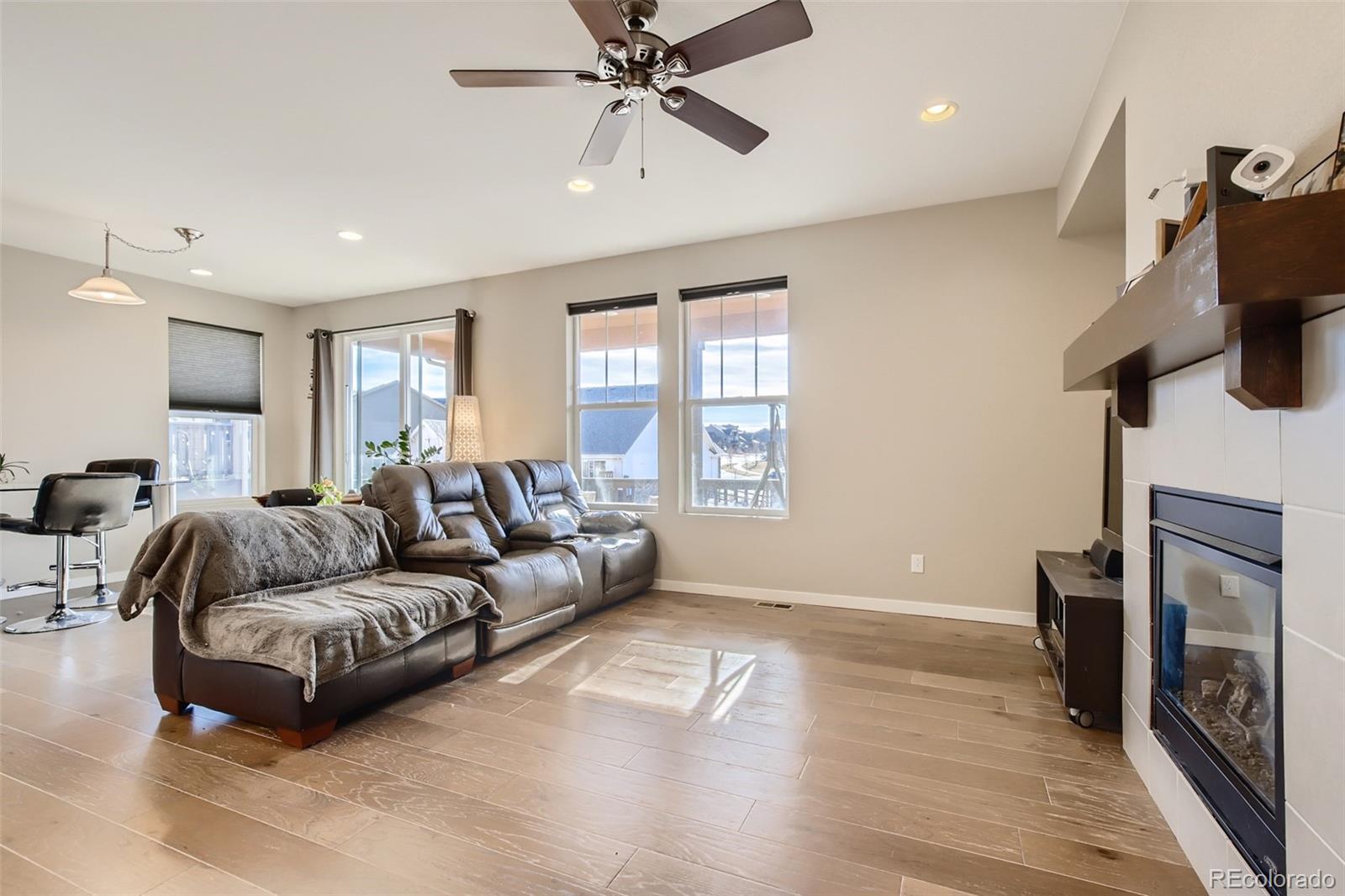 MLS Image #4 for 24406 e canyon drive,aurora, Colorado