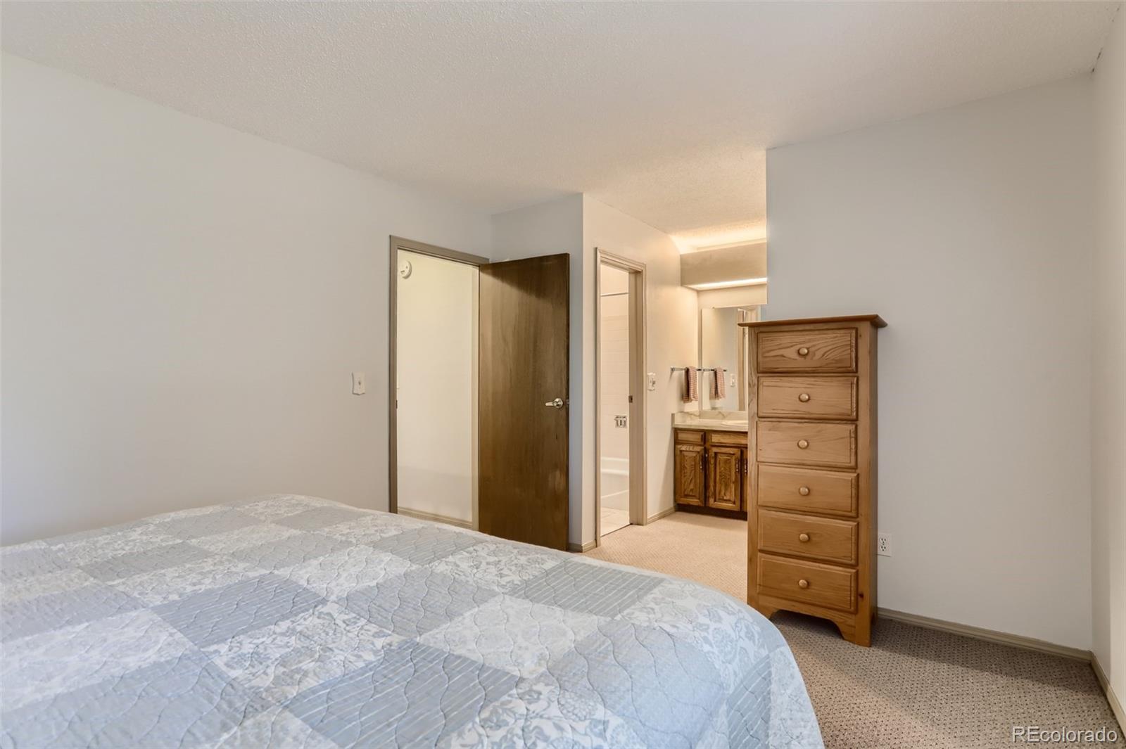 MLS Image #8 for 1183 s sable boulevard,aurora, Colorado