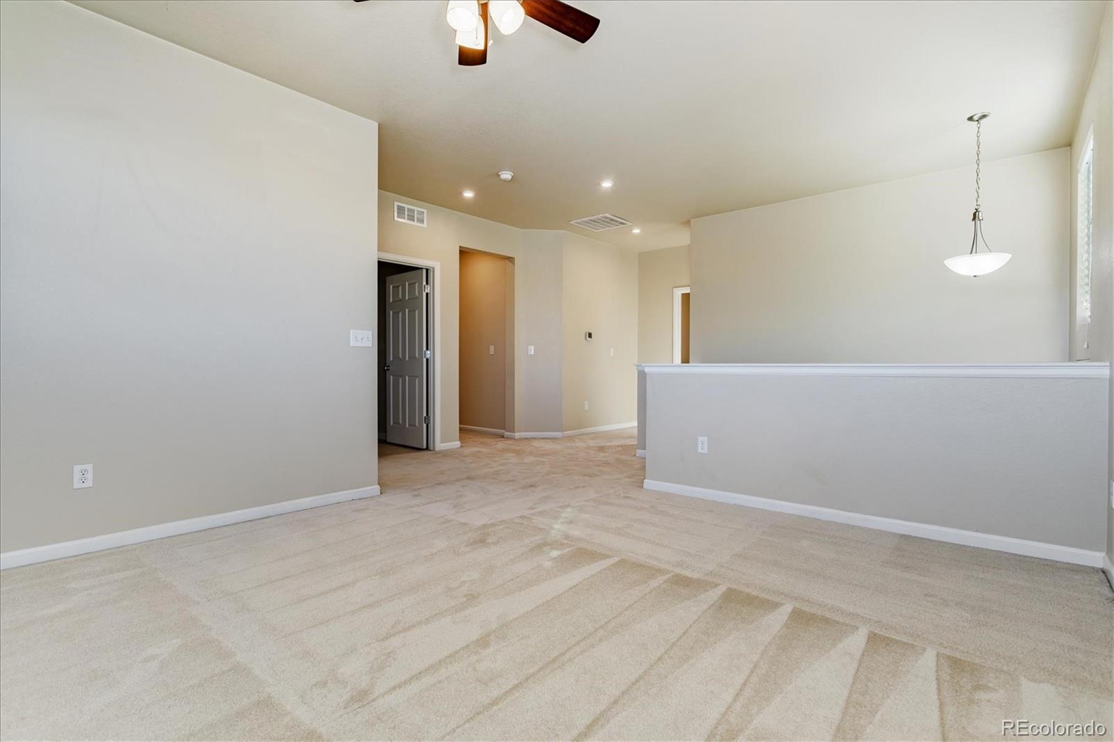 MLS Image #13 for 9869 e kansas avenue,aurora, Colorado