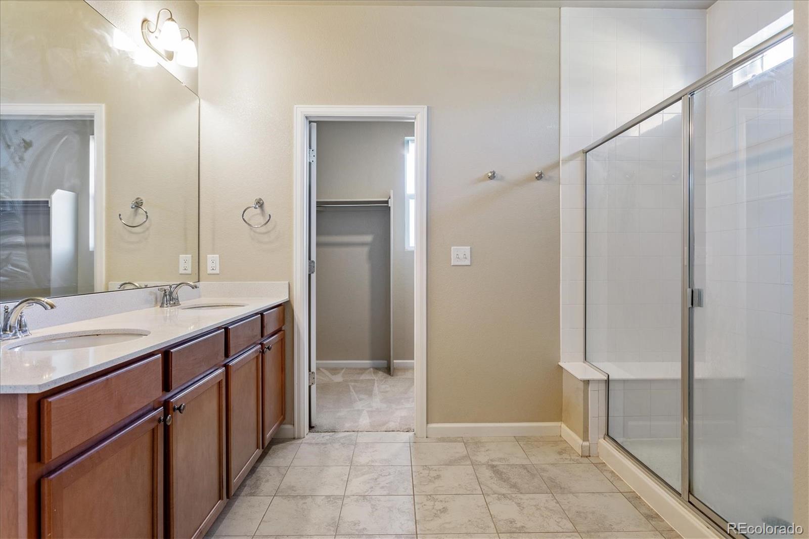 MLS Image #15 for 9869 e kansas avenue,aurora, Colorado