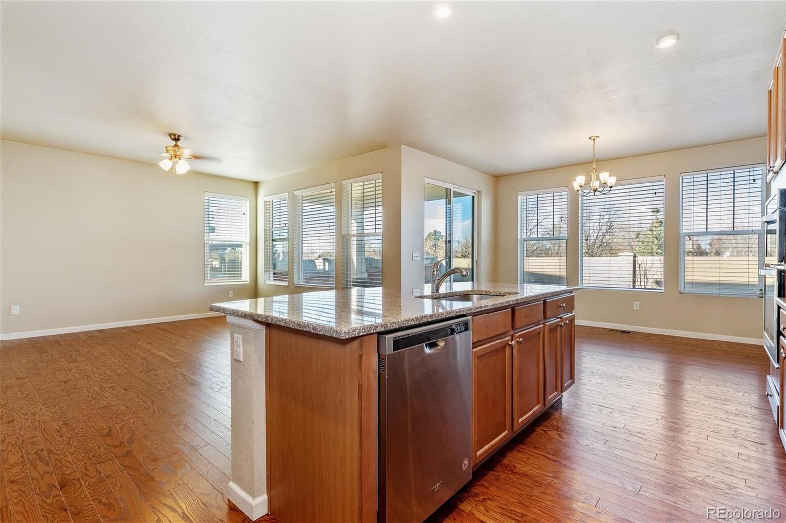 MLS Image #4 for 9869 e kansas avenue,aurora, Colorado
