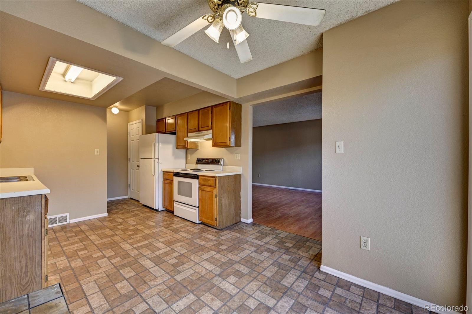 MLS Image #12 for 2320  lexington village lane,colorado springs, Colorado