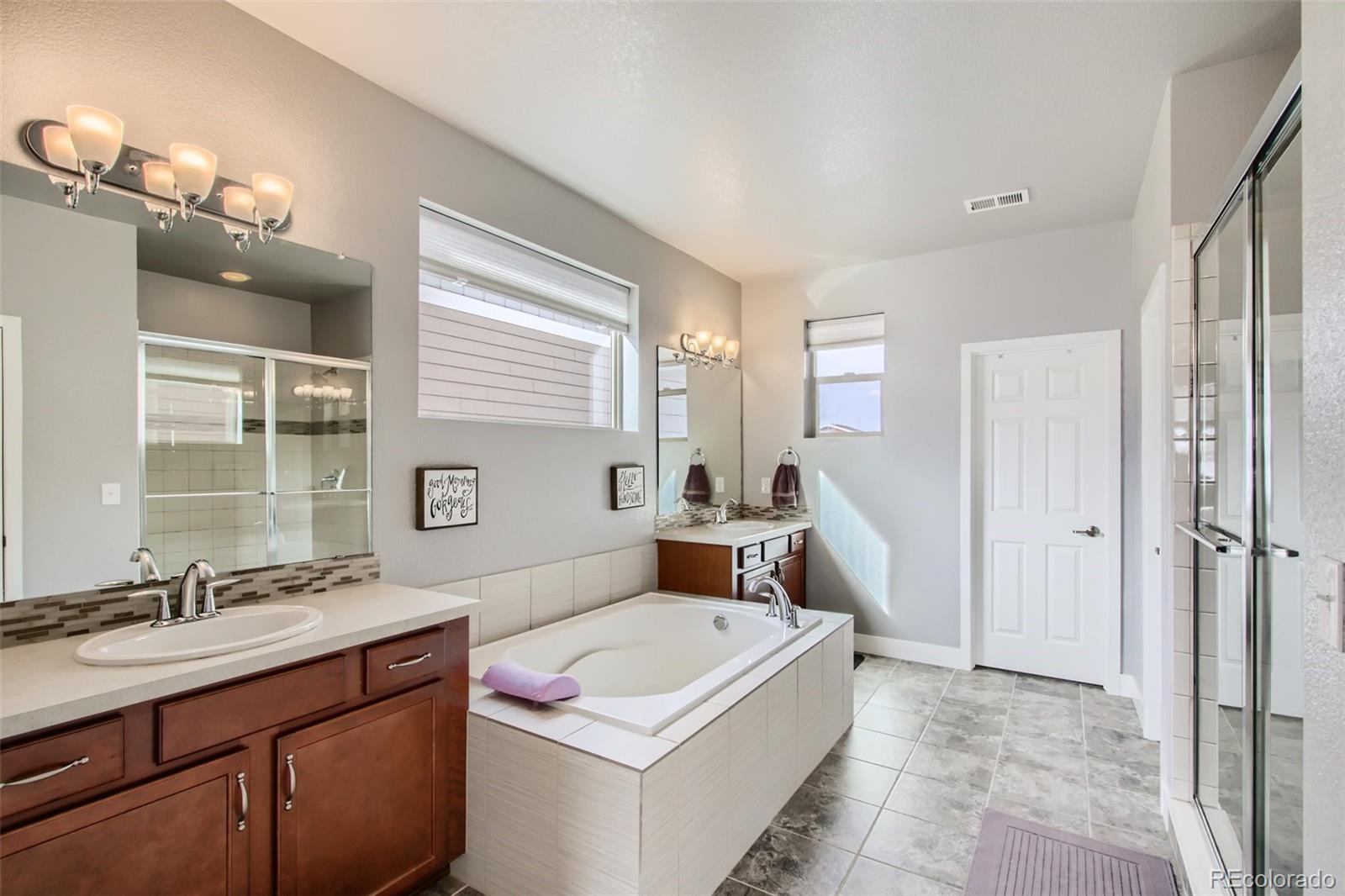 MLS Image #11 for 17630 w 94th drive,arvada, Colorado