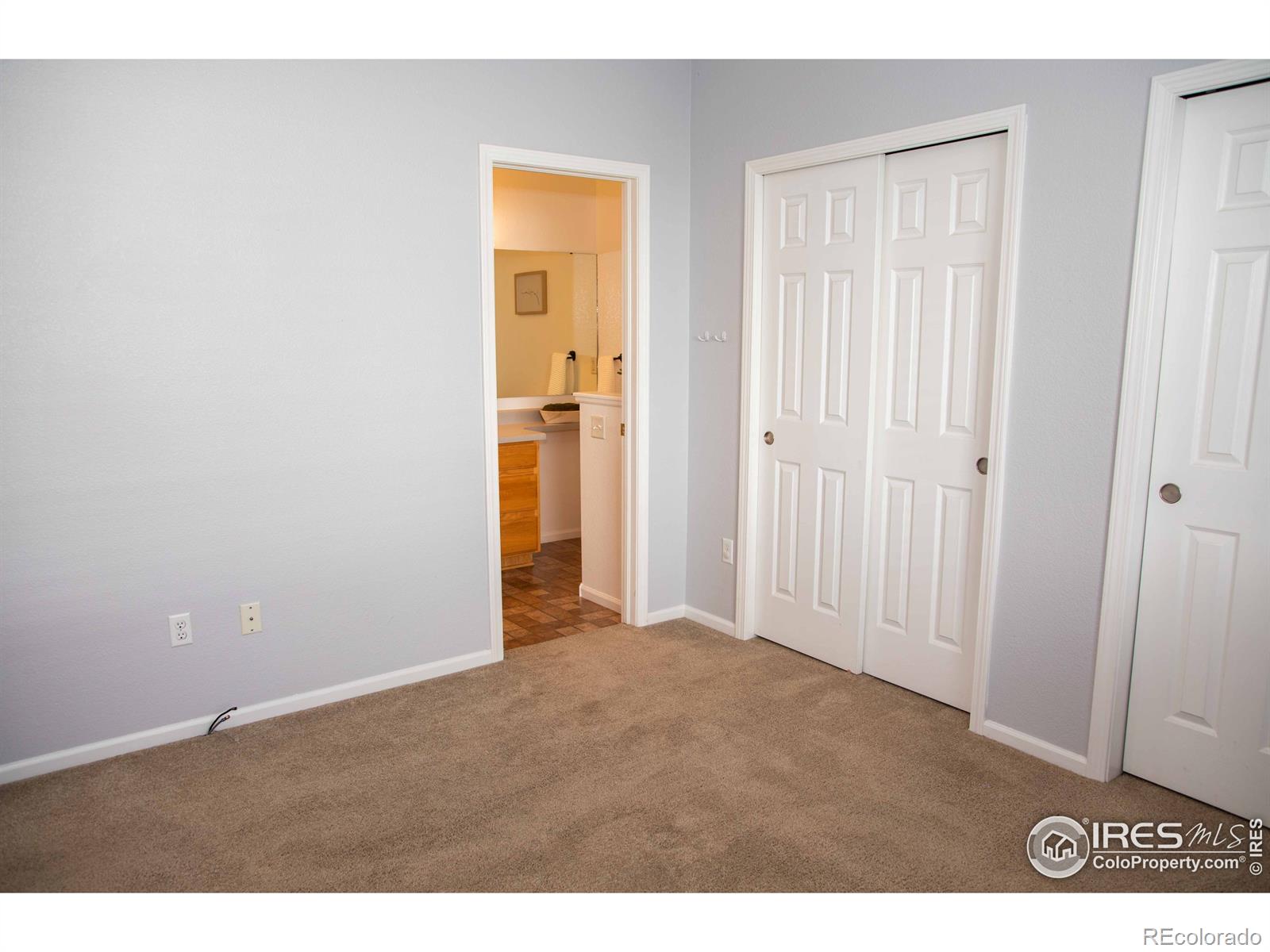 MLS Image #17 for 2031  overland drive,johnstown, Colorado