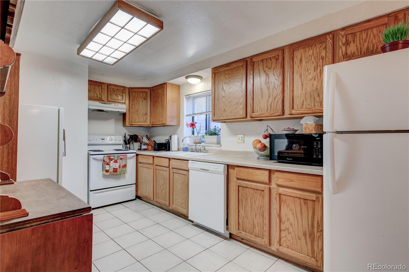MLS Image #6 for 8367 s reed street,littleton, Colorado