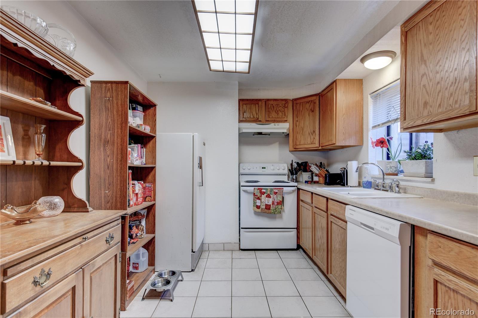 MLS Image #7 for 8367 s reed street,littleton, Colorado