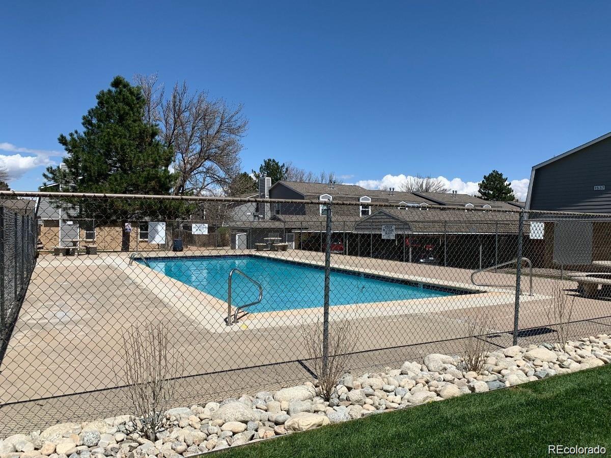 MLS Image #15 for 1541 s owens street,lakewood, Colorado