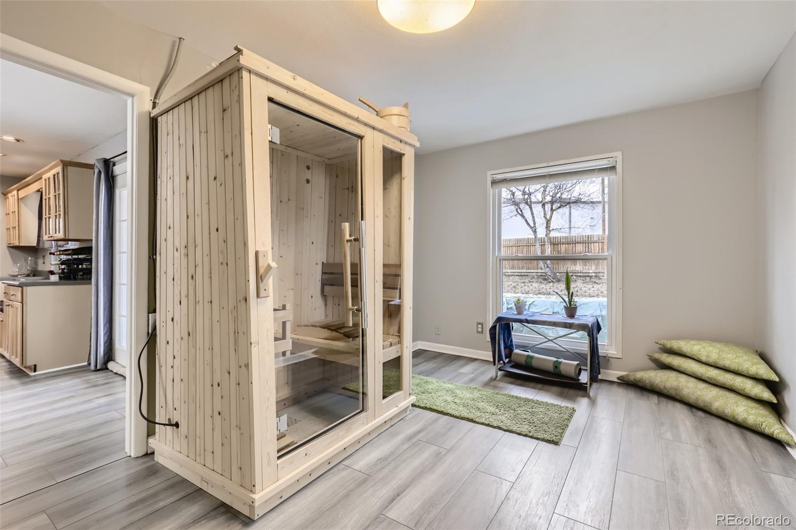 MLS Image #15 for 1420 s hudson street,denver, Colorado