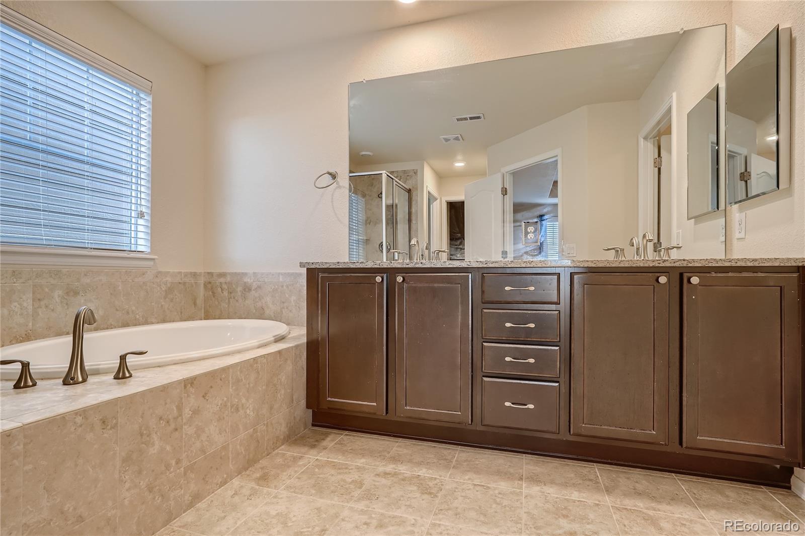 MLS Image #15 for 4934 s wenatchee circle,aurora, Colorado