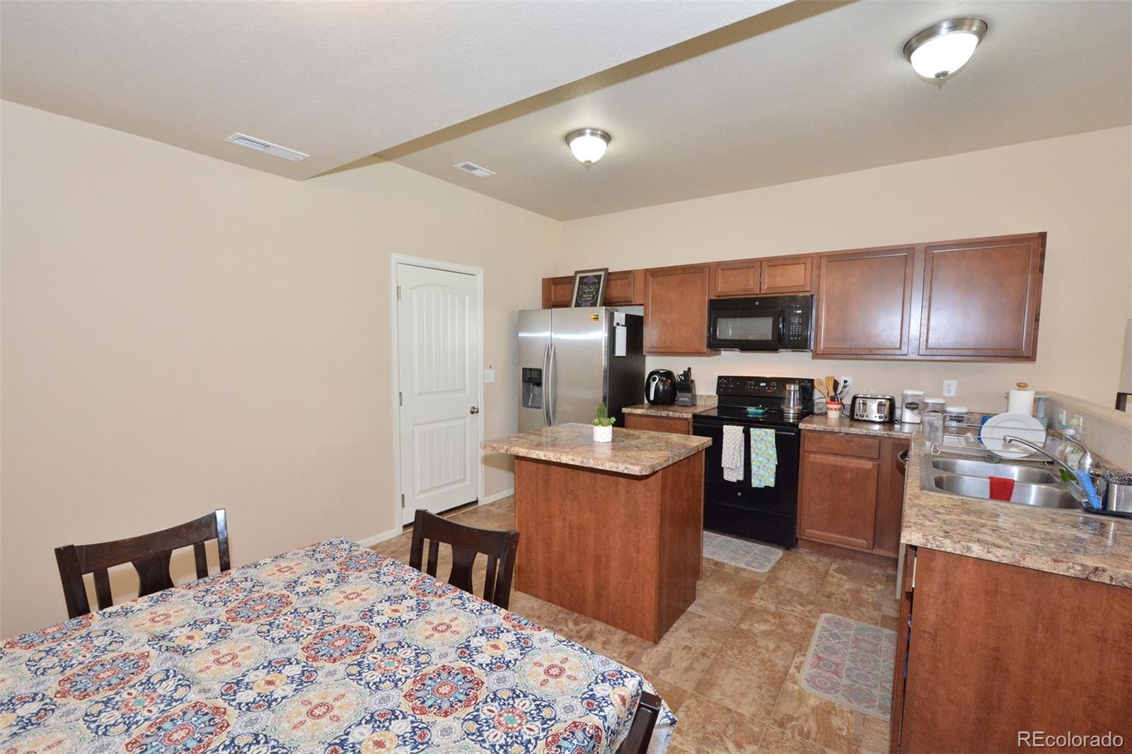 MLS Image #11 for 1852  final view alley,colorado springs, Colorado