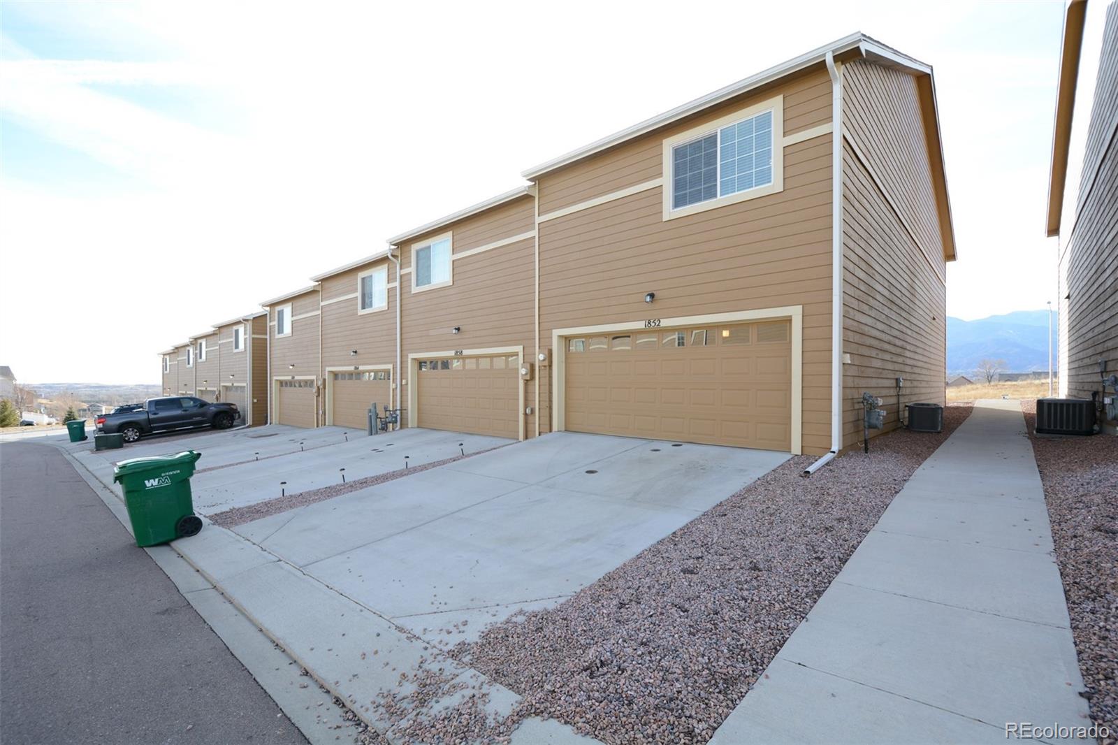 MLS Image #26 for 1852  final view alley,colorado springs, Colorado