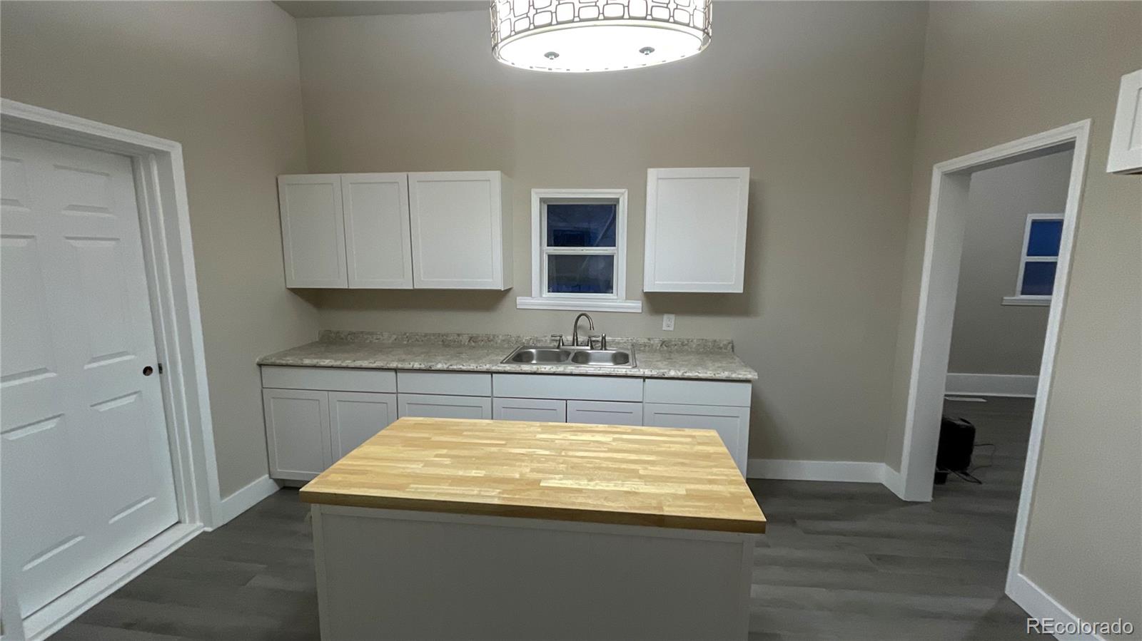 MLS Image #11 for 942 e abriendo avenue,pueblo, Colorado