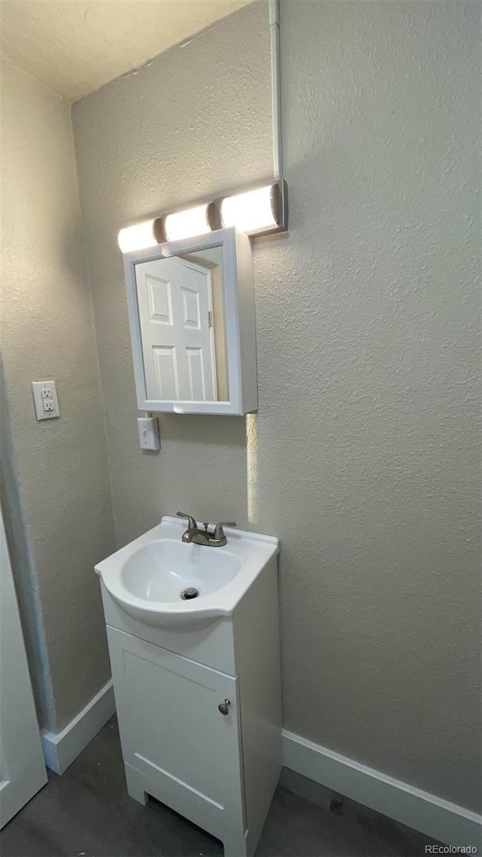 MLS Image #16 for 942 e abriendo avenue,pueblo, Colorado