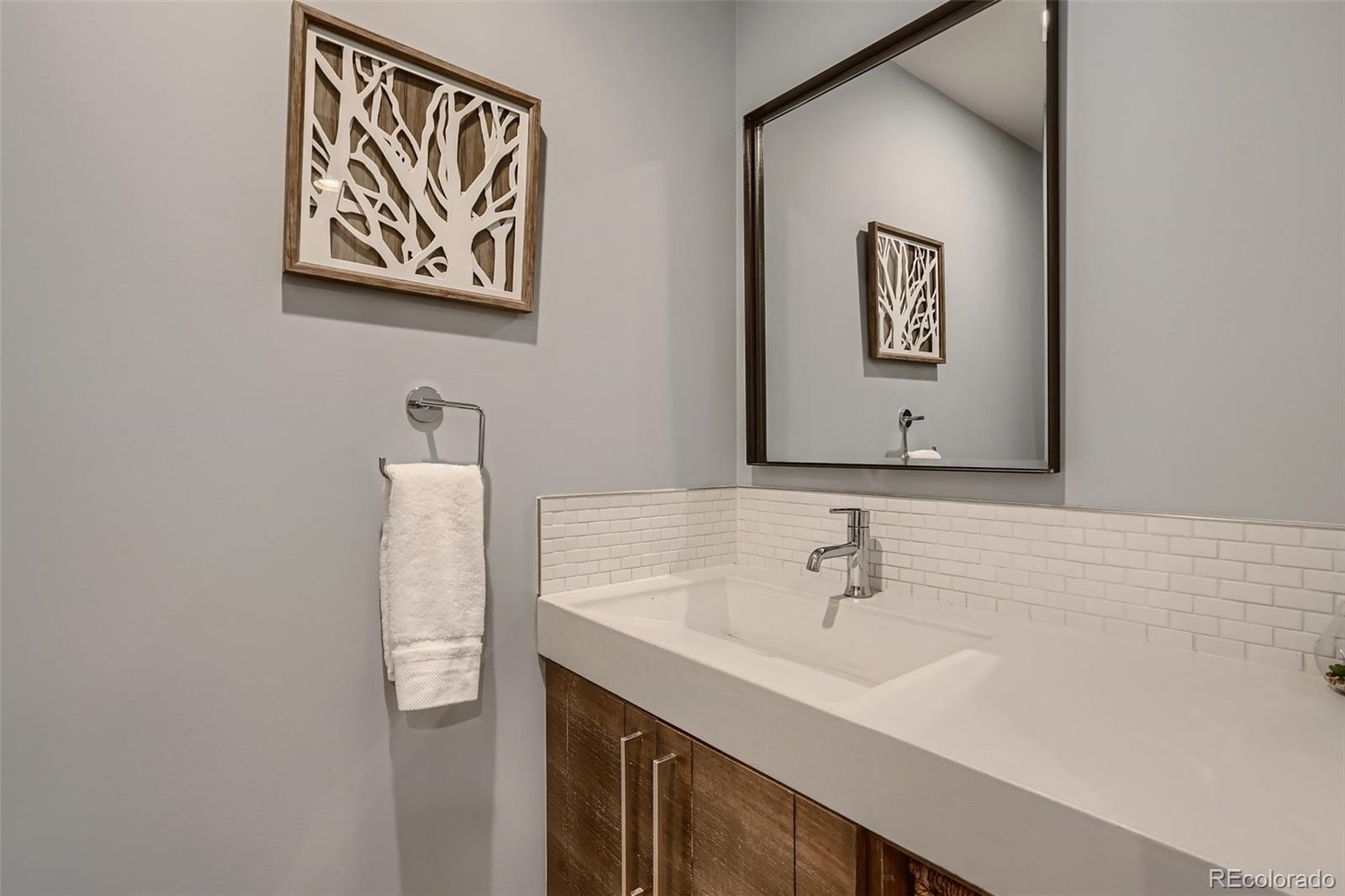 MLS Image #11 for 1581 s leyden street,denver, Colorado
