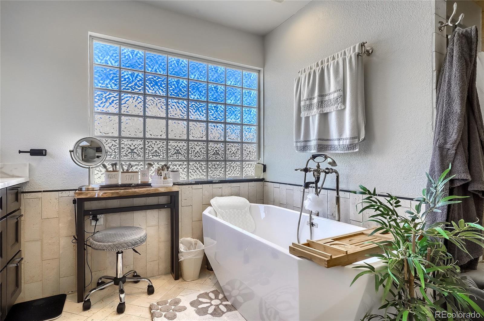 MLS Image #26 for 6743  esperanza drive,castle pines, Colorado