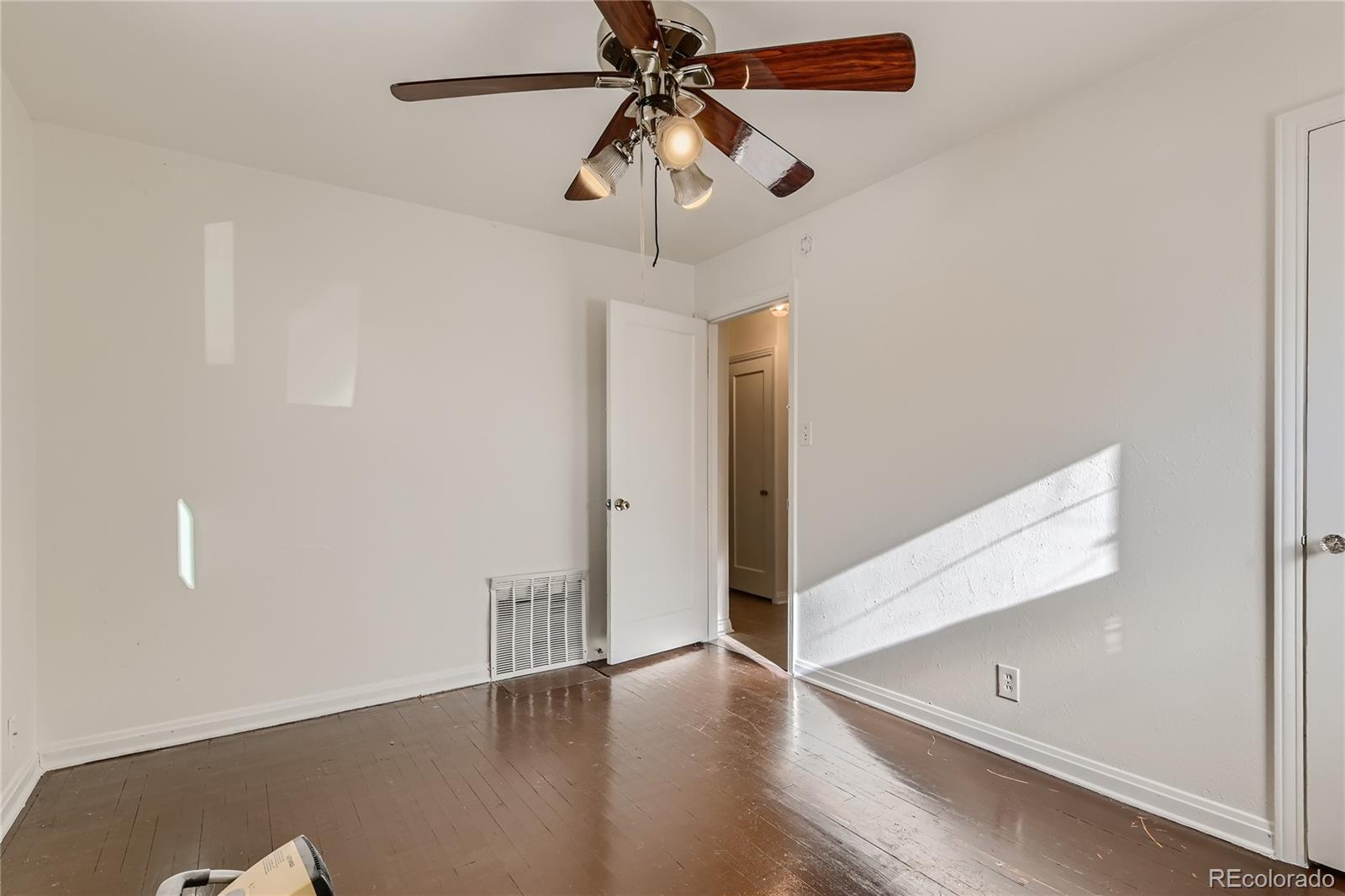 MLS Image #14 for 1170  galena street,aurora, Colorado