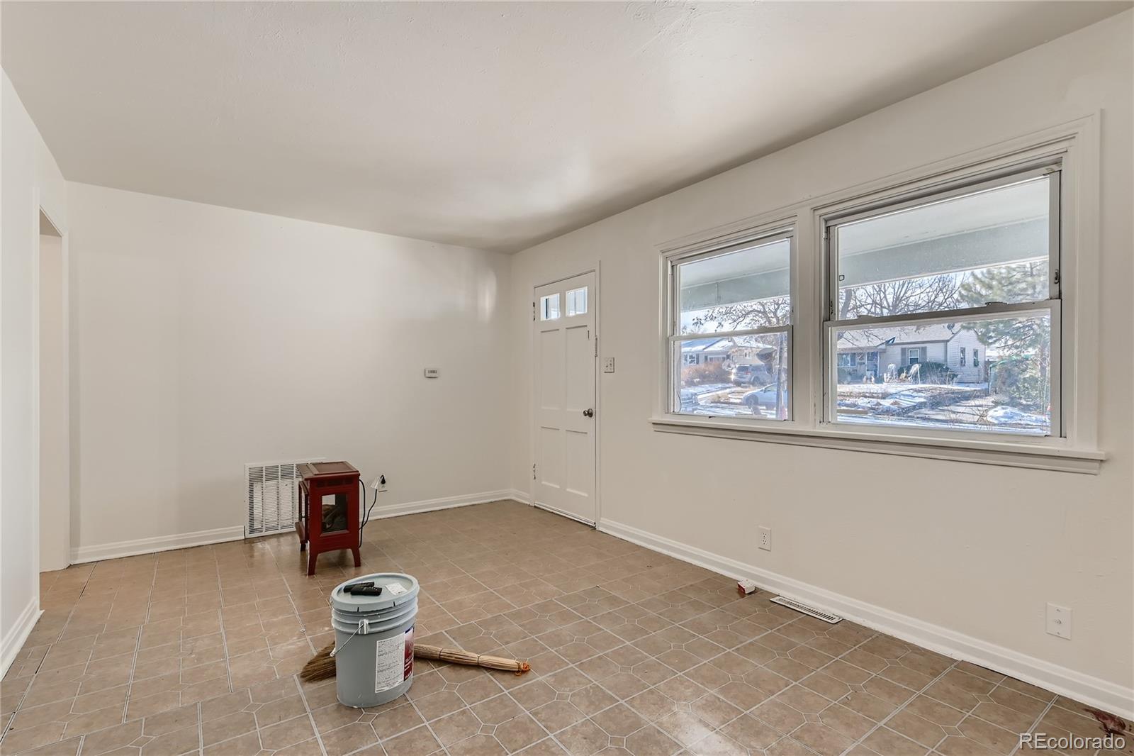 MLS Image #3 for 1170  galena street,aurora, Colorado