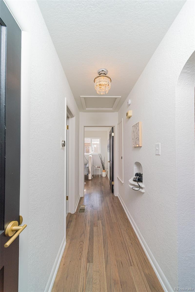 MLS Image #11 for 3696  magnolia street,denver, Colorado